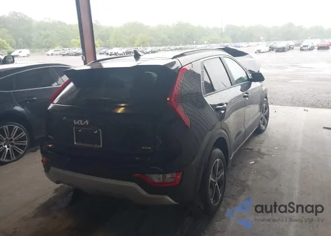 2025 Kia Niro Ex z USA, uszkodzony, nr VIN KNDCR3LE2S5241317